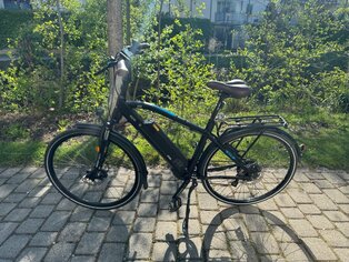 Professionelles Gutachten für einen Gabelschaden an einem E-Bike – Schadensbewertung durch den Experten.